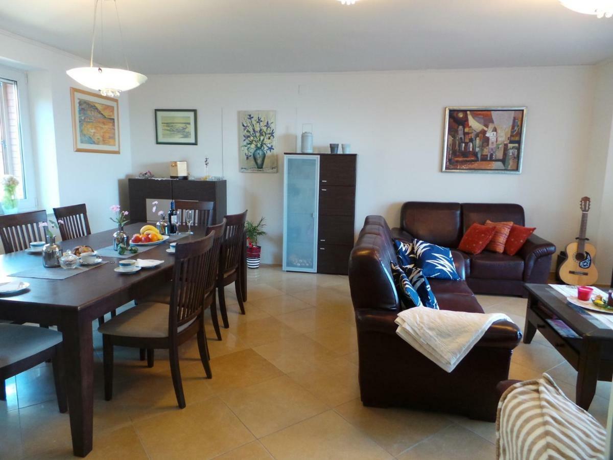 Apartments Rita Lovran Ngoại thất bức ảnh
